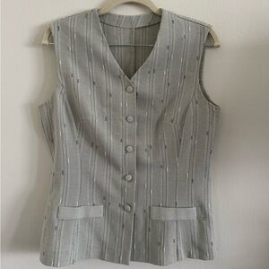 Gray Sleeveless Button-Up Vest